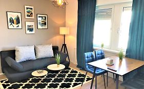 3Rooms Central-Modern- The Alps By Lakescape Fewos